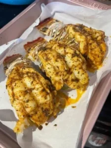 ¡Colas de Langosta con Excelente Precio! Últimas 100 porciones diarias. photo review